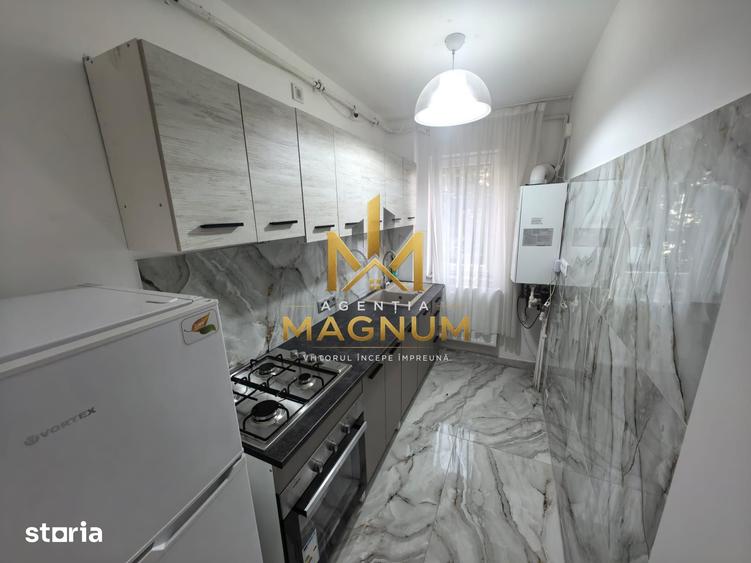 Apartament cu 3 camere semidecomandat în Săsar