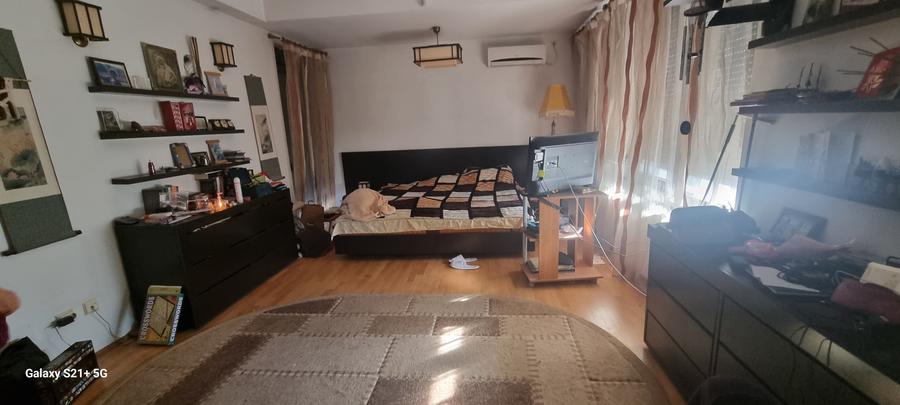 Casă cu 6 camere cu Piscina în Drumul Taberei