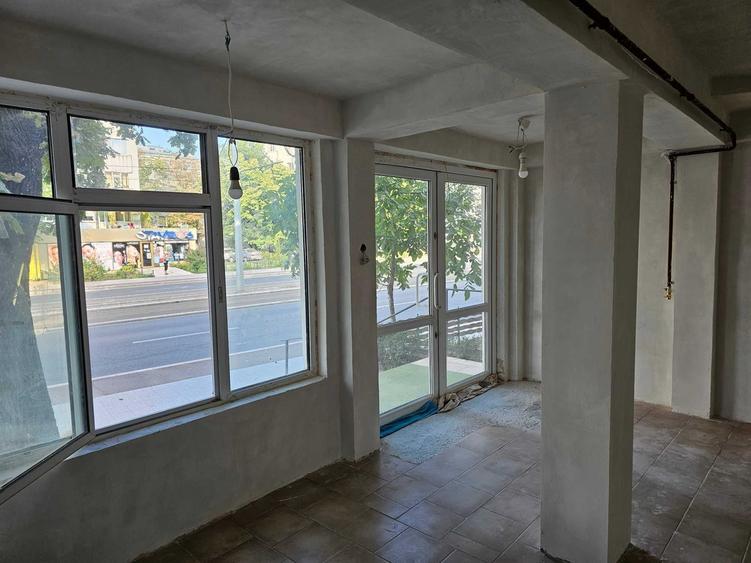Spațiu comercial, de 50 mp, în Siderurgiștilor