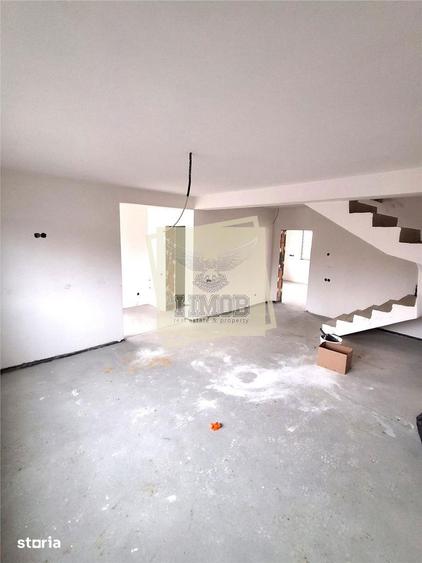 Casă cu 4 camere cu Teren 300 Mp în Central