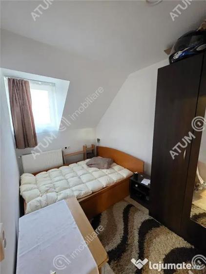 Apartament cu 3 camere decomandat, mobilat în Trei Stejari