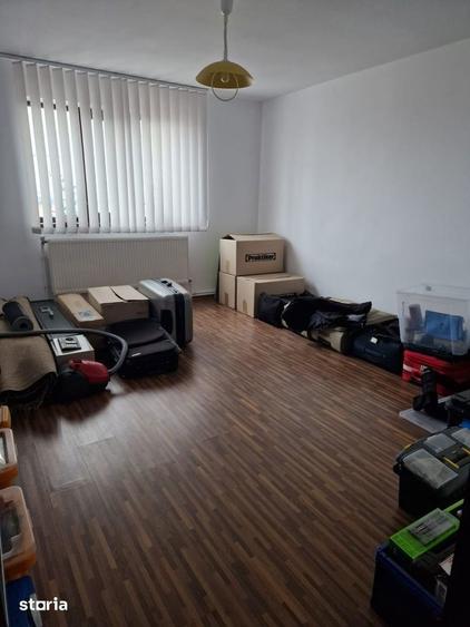 Casă cu 5 camere cu Teren 704 Mp în Mihai Eminescu