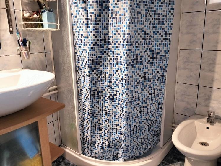 Casă cu 3 camere cu Teren 100 Mp în Colentina