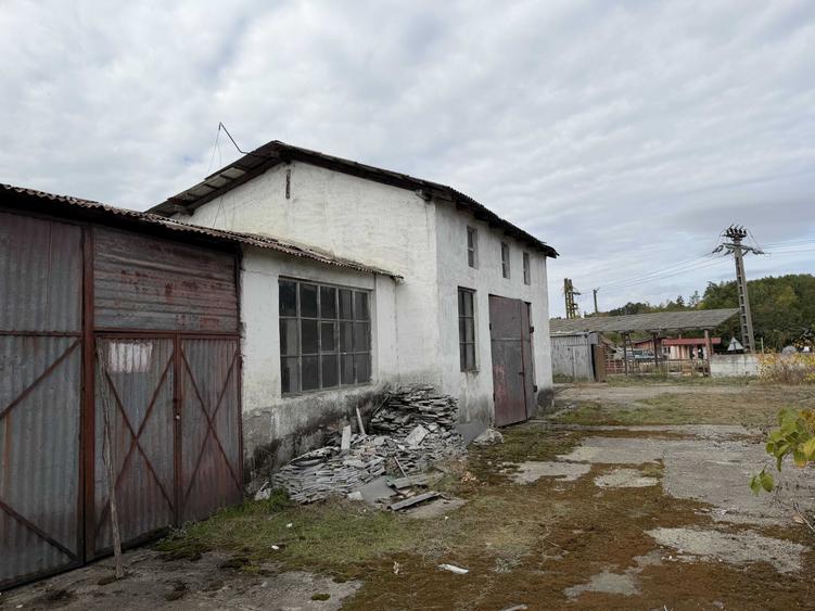 Spațiu comercial, de 280 mp, în Central