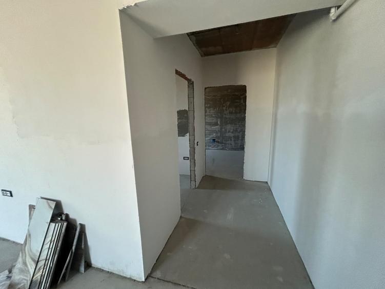 Apartament cu 2 camere în Splaiul Unirii