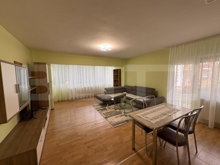 Apartament cu 2 camere semidecomandat, mobilat în Bună Ziua