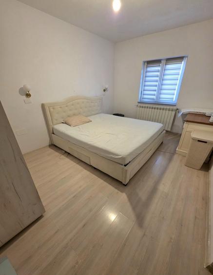 Casă cu 4 camere în Dancu