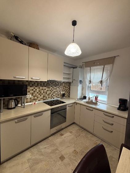 Apartament cu 3 camere decomandat în Braytim
