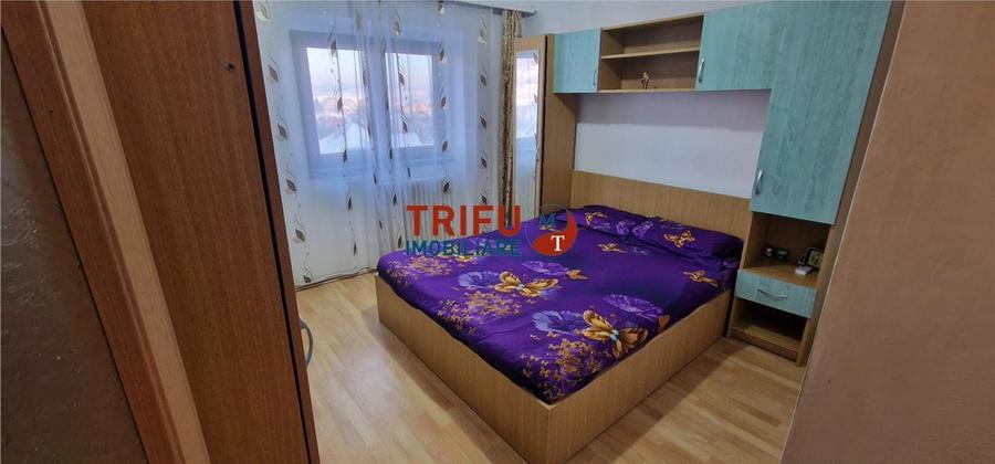 Apartament cu 3 camere decomandat în Cetate