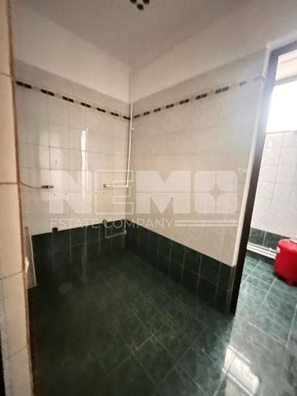 Birou, de 230 mp, în Ultracentral
