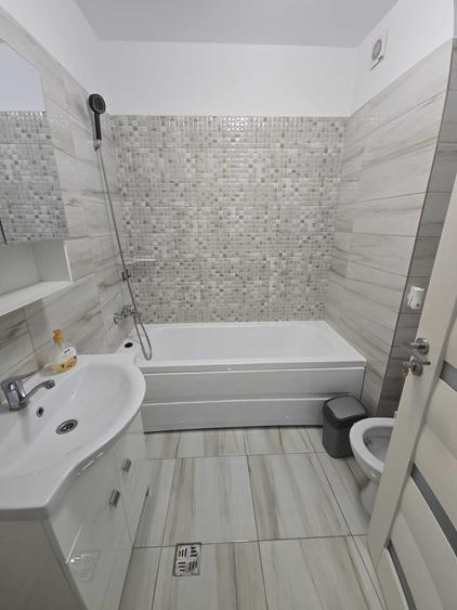 Apartament cu 2 camere decomandat în Bucium