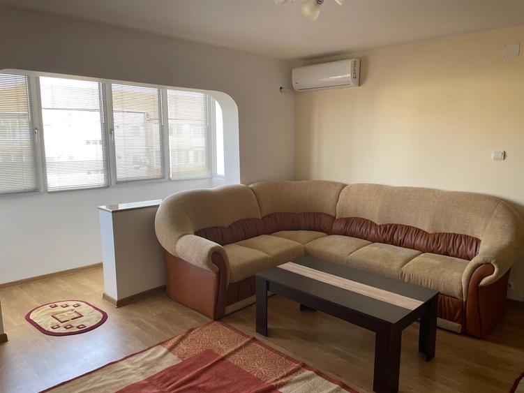 Apartament cu 2 camere semidecomandat în Dâmbovița
