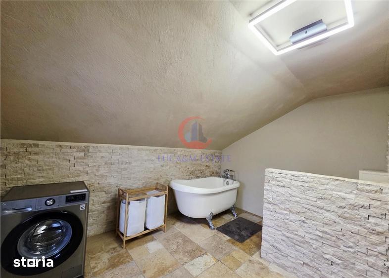 Casă cu 4 camere cu Teren 1000 Mp în Cerneteaz
