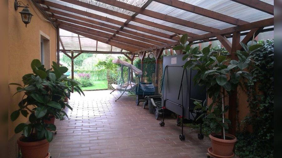 Casă cu 5 camere cu Teren 1800 Mp în Cihei