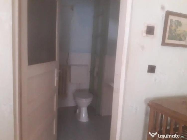 Casă cu 2 camere cu Teren 350 Mp în Ultracentral