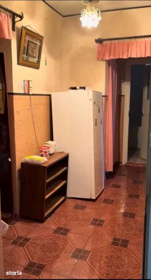 Apartament cu 2 camere decomandat în Micro 17