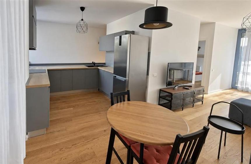 Apartament cu 2 camere decomandat, mobilat în Eminescu