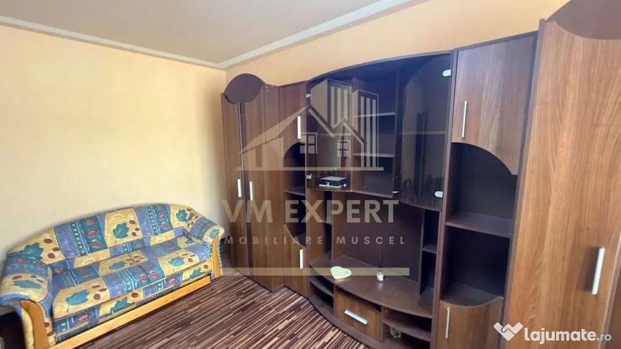 Apartament cu 2 camere decomandat în Central