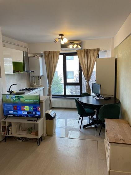 Apartament cu 2 camere semidecomandat în Copou