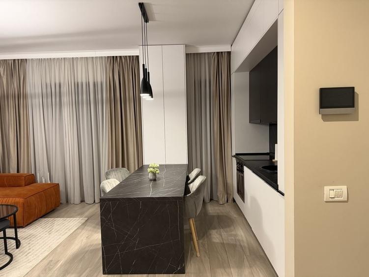 Apartament cu 2 camere decomandat în Giroc
