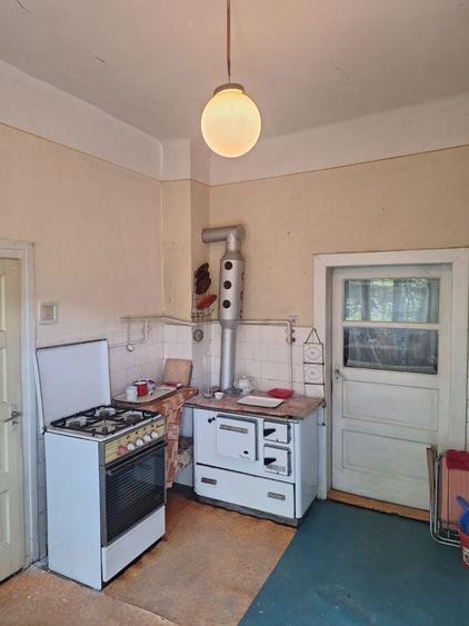 Casă cu 4 camere în Dosu Bricii