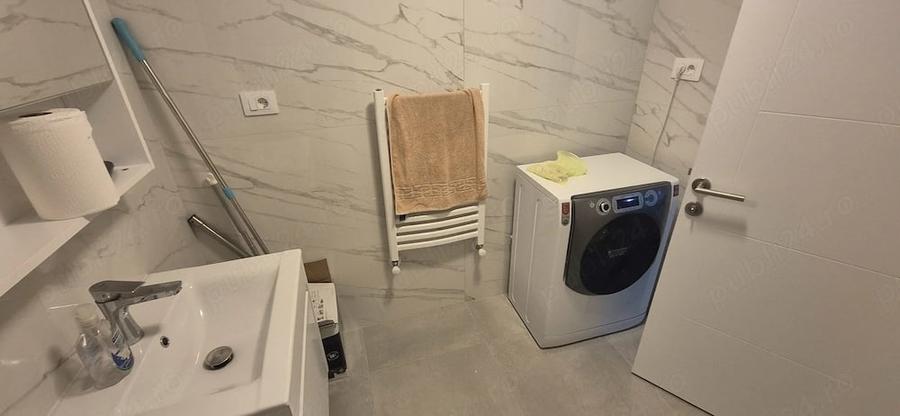 Apartament cu 2 camere decomandat în Energia