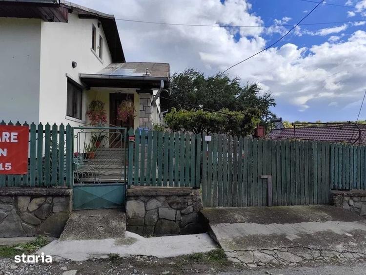 Casă cu 4 camere cu Teren 1500 Mp în Șotrile