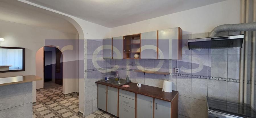 Apartament cu 3 camere decomandat, mobilat în Unirii