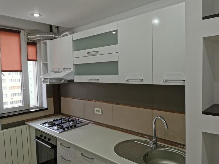 Apartament cu 2 camere semidecomandat în Bucur Obor