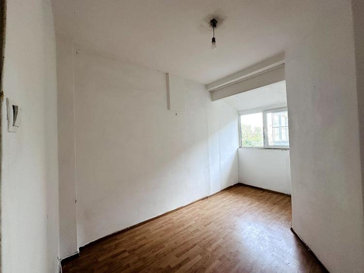 Garsonieră decomandată în Armeneasca