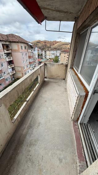 Apartament cu 2 camere decomandat în Slătinioara