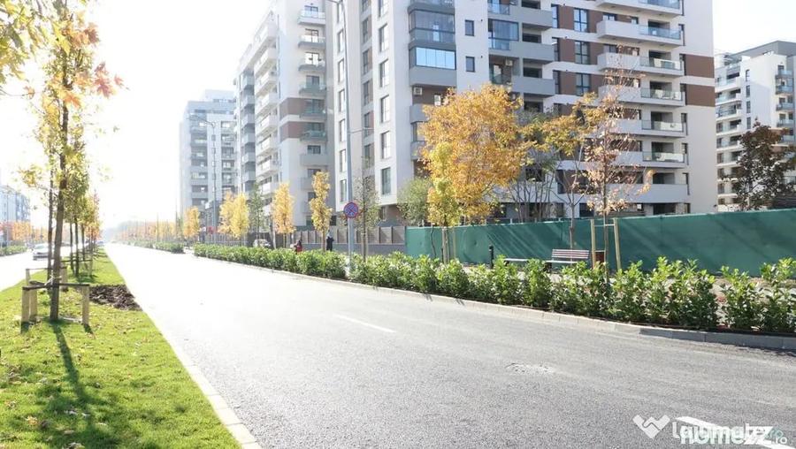 Apartament cu 3 camere semidecomandat în Central