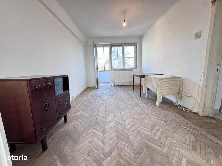 Apartament cu 2 camere nedecomandat în Central