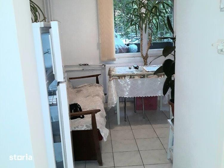 Garsonieră decomandată în Colentina