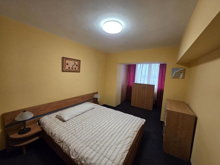 Apartament cu 2 camere semidecomandat, mobilat în Titulescu