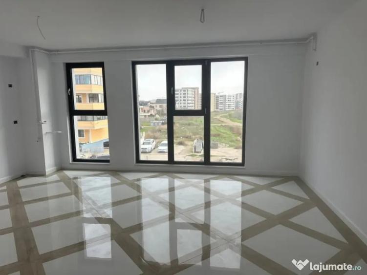 Apartament cu 2 camere decomandat în Tomis Plus
