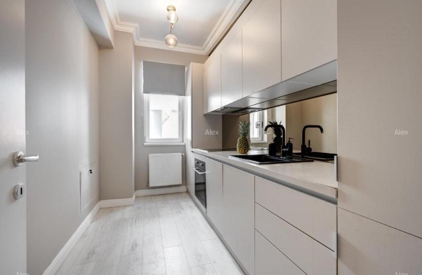Apartament cu 2 camere semidecomandat în Băneasa