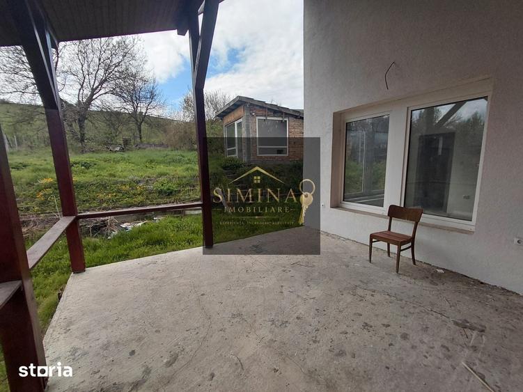 Casă cu 4 camere cu Teren 1100 Mp în Remetea