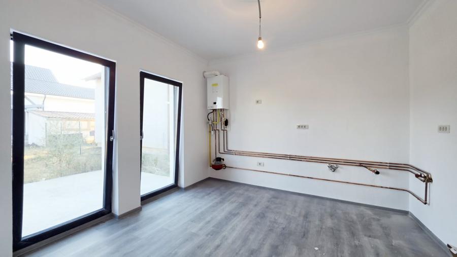 Casă individuală cu 3 camere cu Canalizare în Fântânele