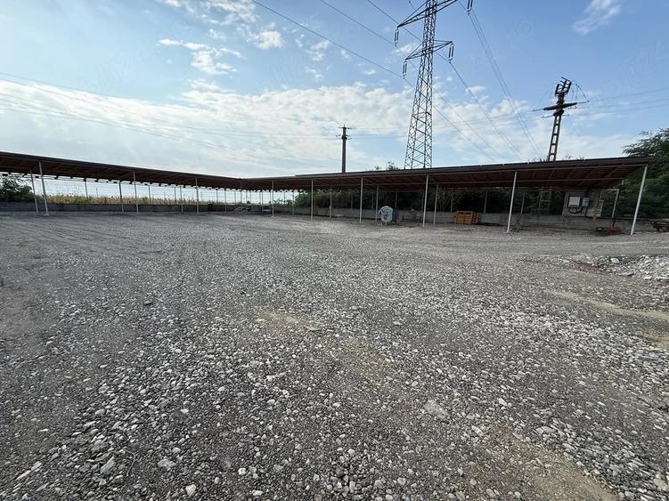 Spațiu comercial, de 1,500 mp, în Central