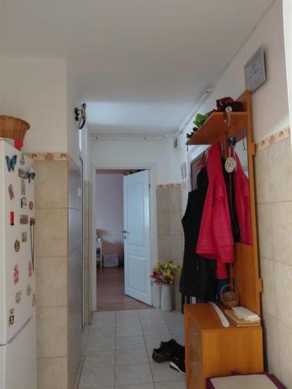 Apartament cu 2 camere decomandat, mobilat în Cug