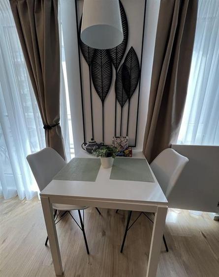Apartament cu 2 camere semidecomandat, mobilat în Aviației