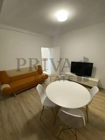 Apartament cu 2 camere decomandat în Giroc