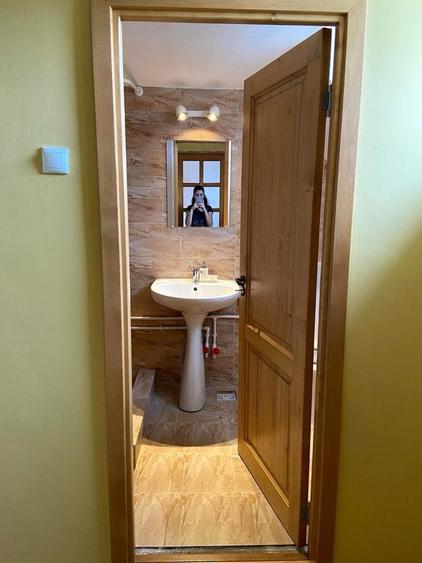 Casă cu 4 camere cu Teren 1000 Mp în Bran