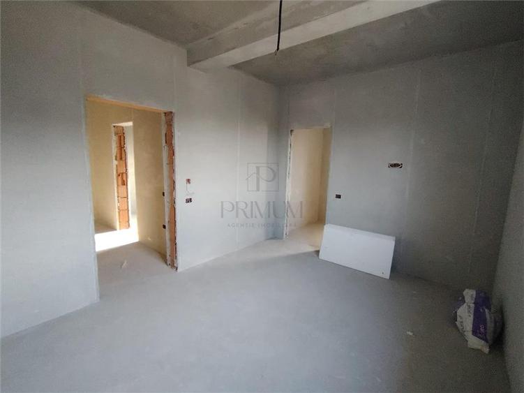Duplex cu 4 camere cu Canalizare în Moșnița Nouă