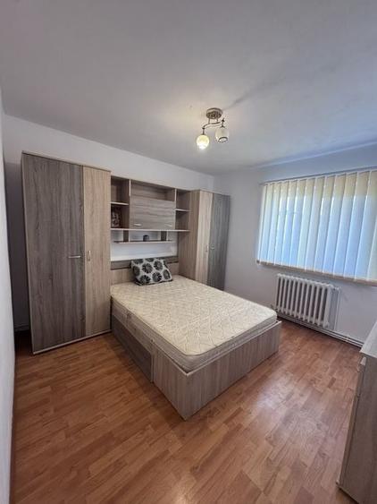 Apartament cu 2 camere decomandat, mobilat în Cetate