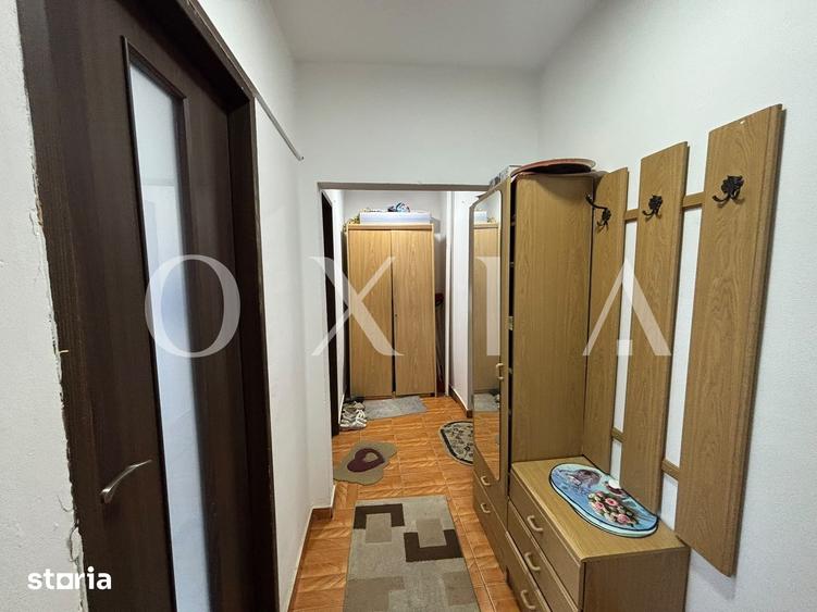 Apartament cu 3 camere semidecomandat în Circumvalațiunii