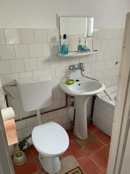 Apartament cu 2 camere semidecomandat în Tipografilor