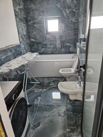 Casă cu 3 camere în Mândruloc