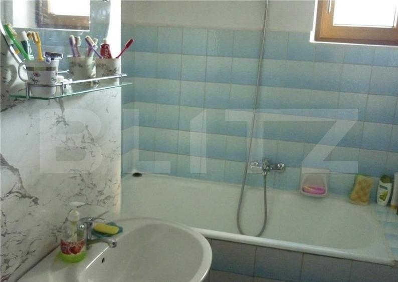 Apartament de vanzare, 4 camere, 100 mp, zona Vama, Suceava - 8